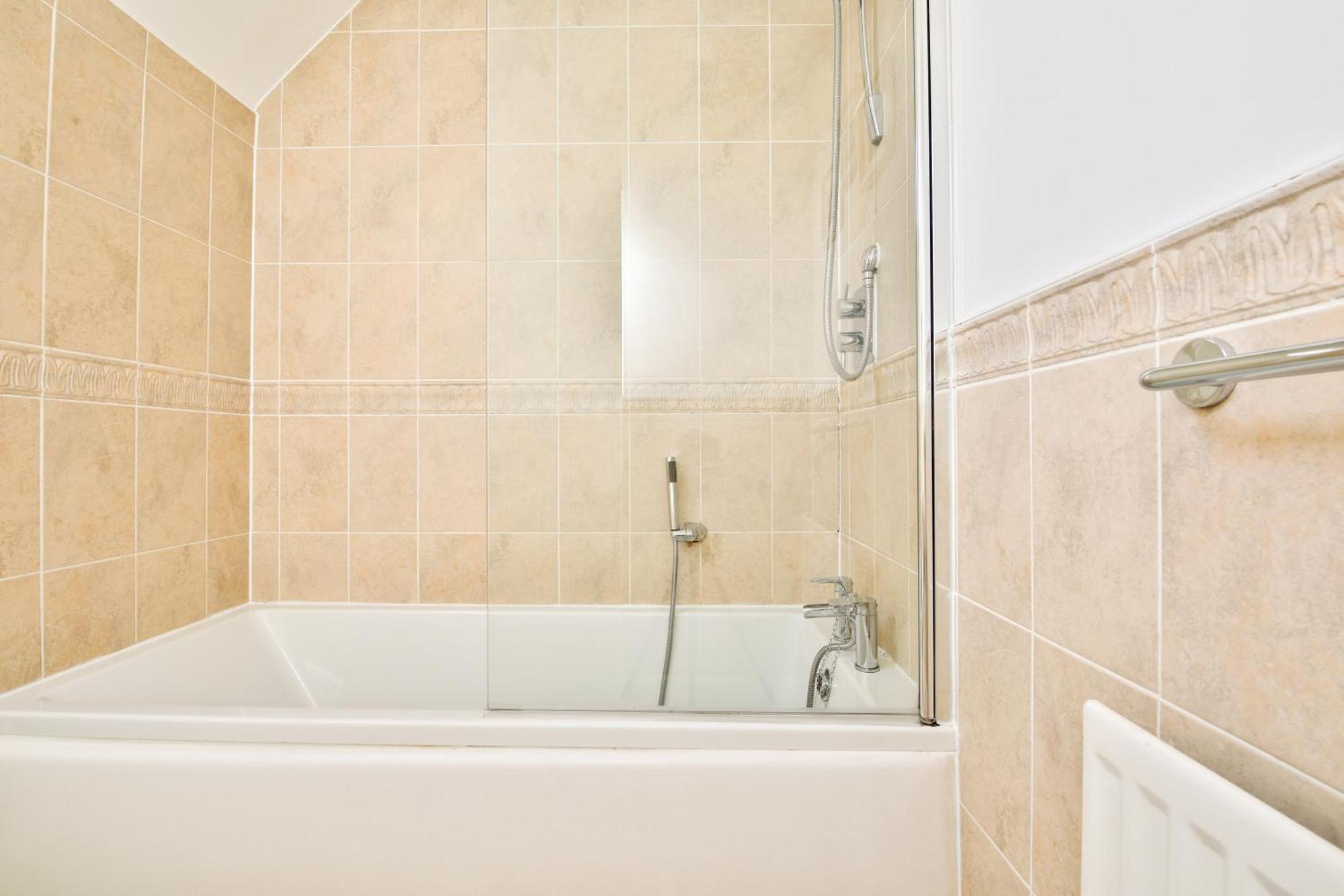 Stayright 2 Bed Beach House With Private Parking- Next To Barry Beach And Jackson Bay Buitenkant foto