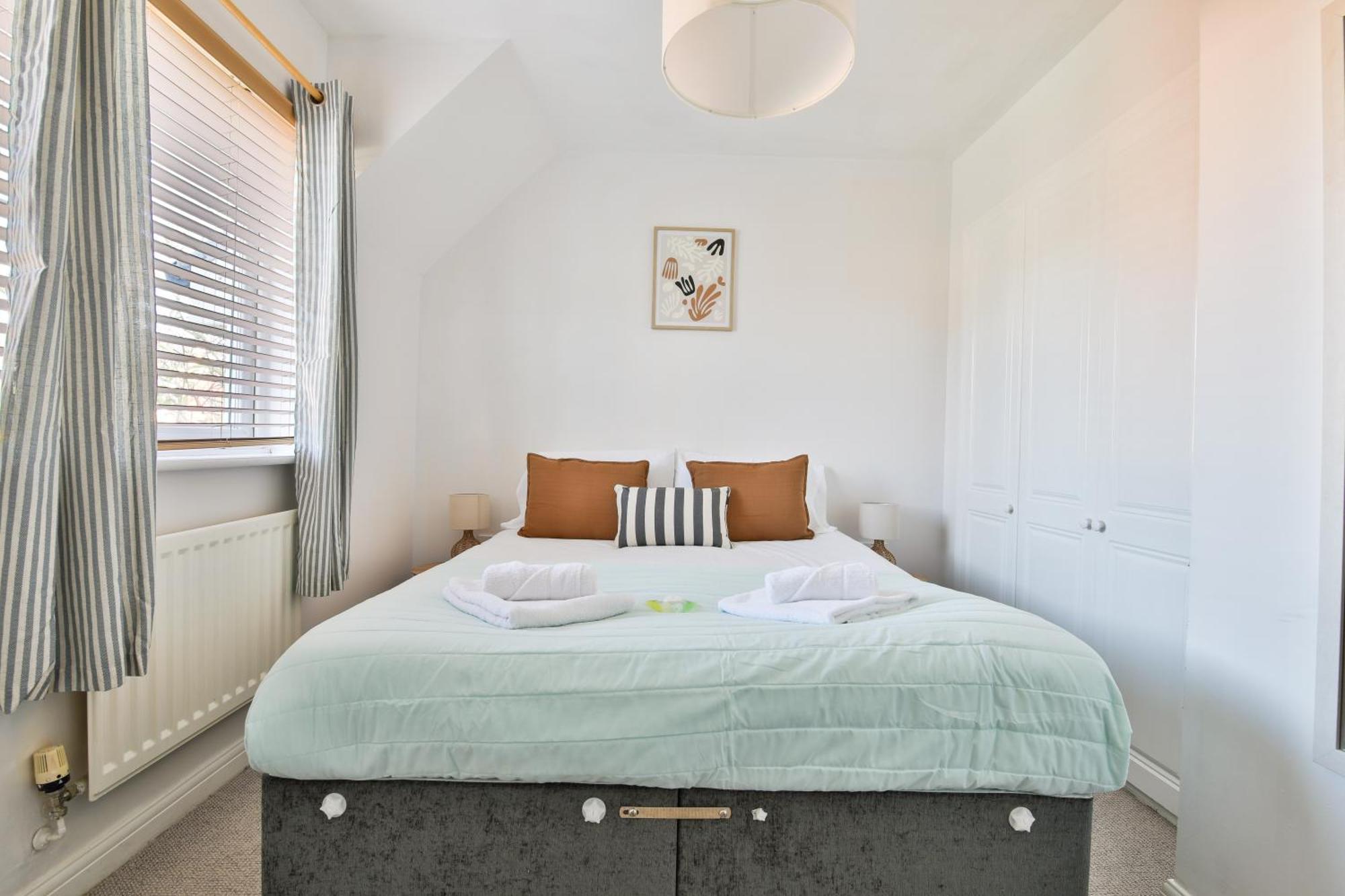 Stayright 2 Bed Beach House With Private Parking- Next To Barry Beach And Jackson Bay Buitenkant foto