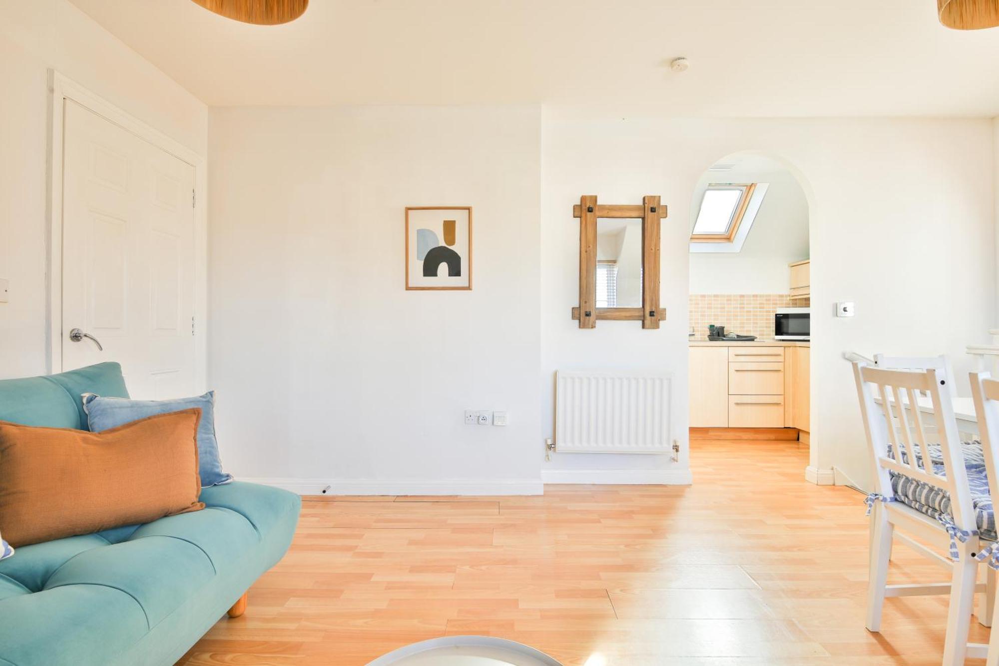 Stayright 2 Bed Beach House With Private Parking- Next To Barry Beach And Jackson Bay Buitenkant foto