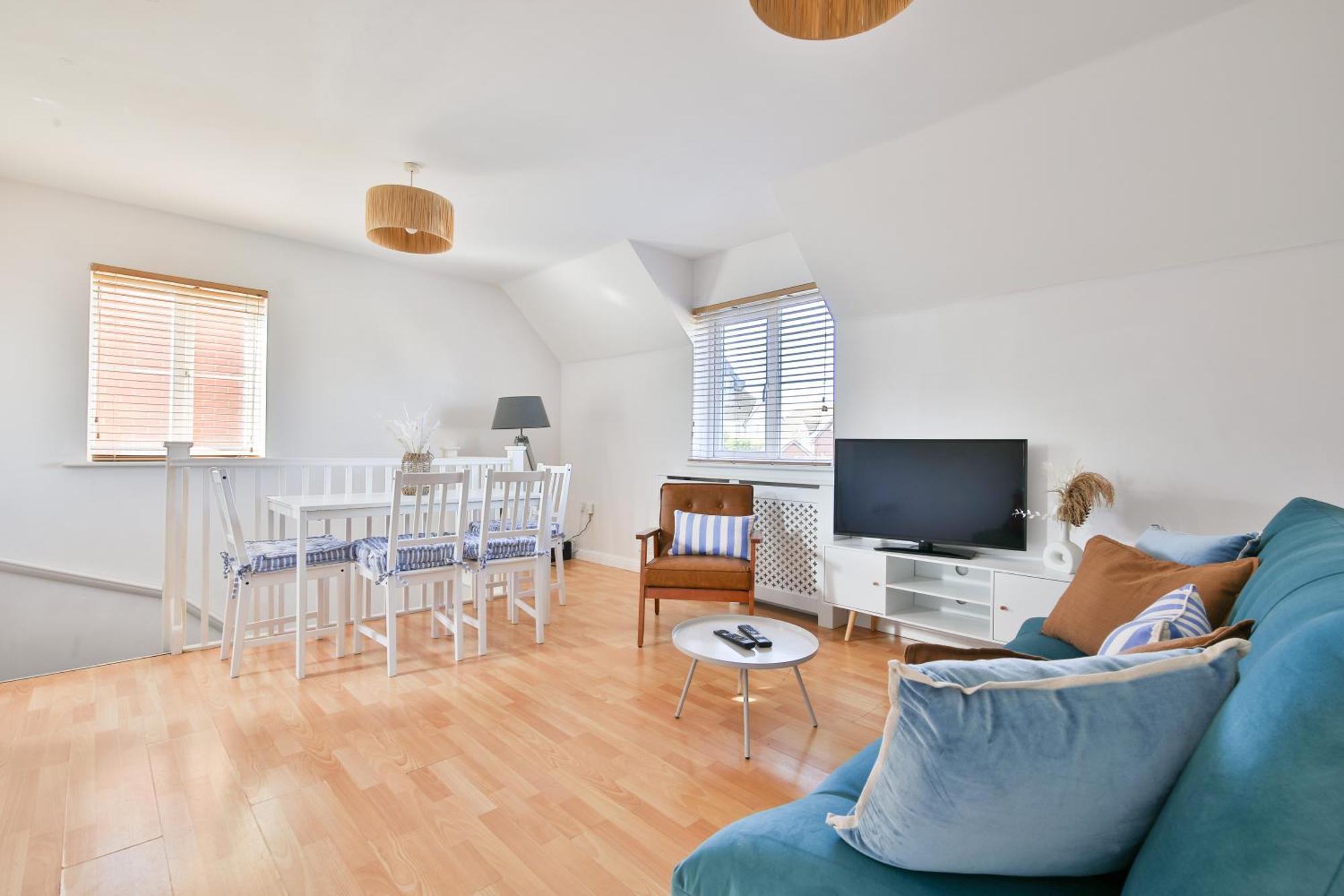 Stayright 2 Bed Beach House With Private Parking- Next To Barry Beach And Jackson Bay Buitenkant foto